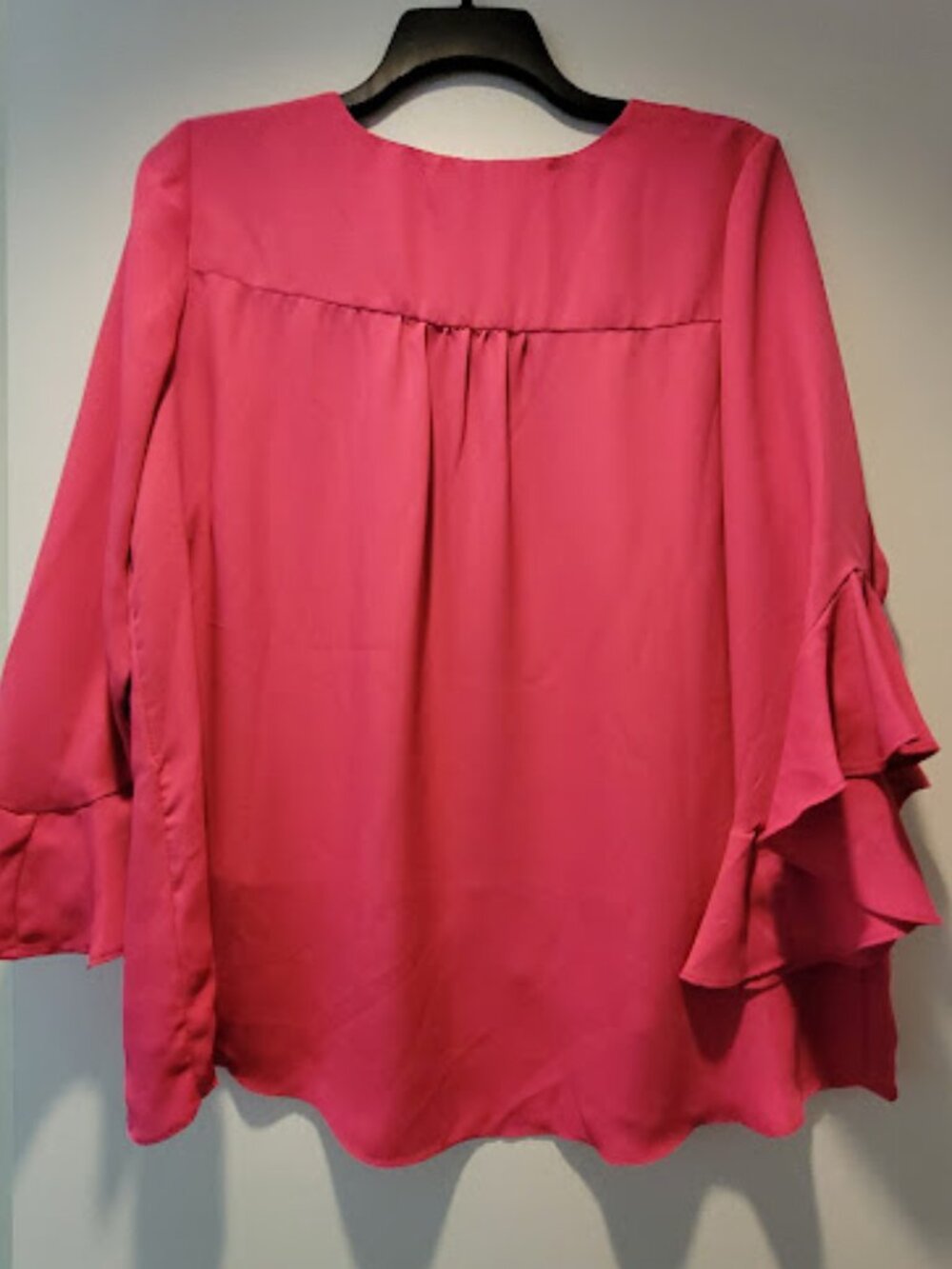 Vince Camuto Blouse - Picture 2 of 7